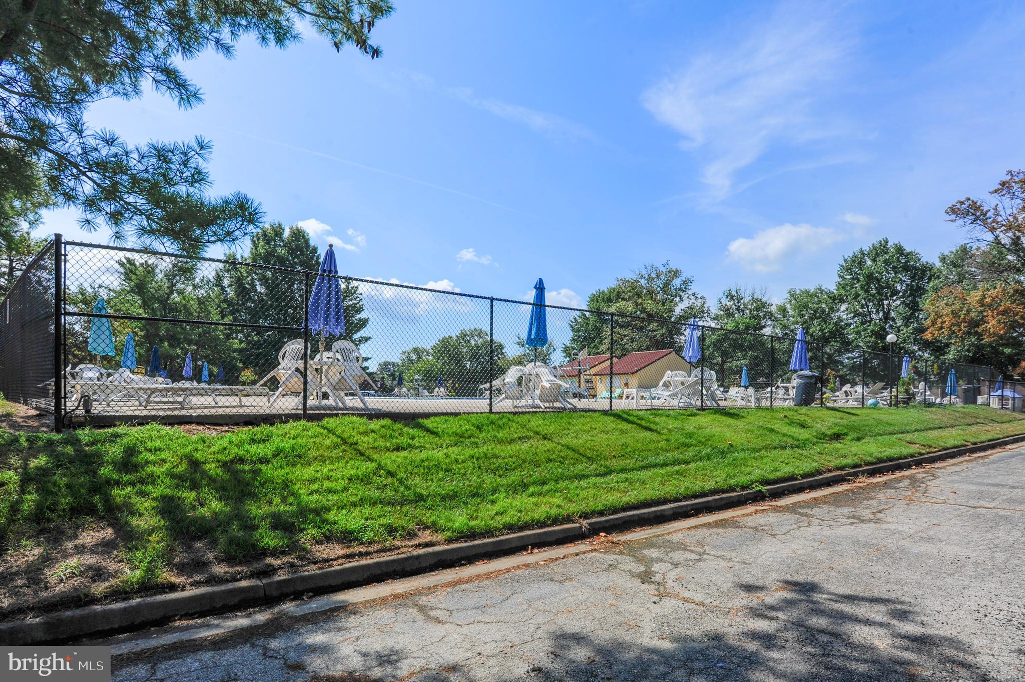8106 Rhodell Lane Springfield, VA 22153 - Photo 43 of 48 Community Pool