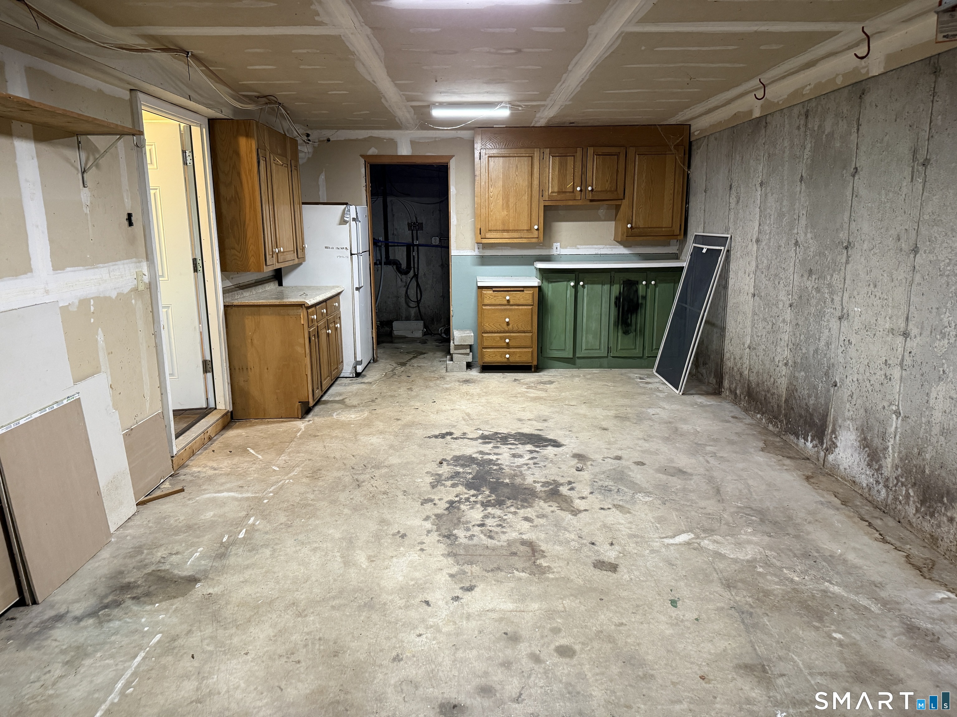 308 Noank Ledyard Road Groton, CT 06355 - Photo 27 of 38