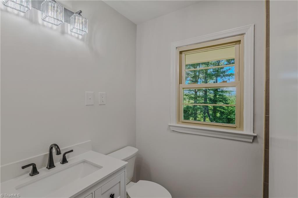 2119 Old Pipers Gap Road Cana, VA 24317 - Photo 16 of 45