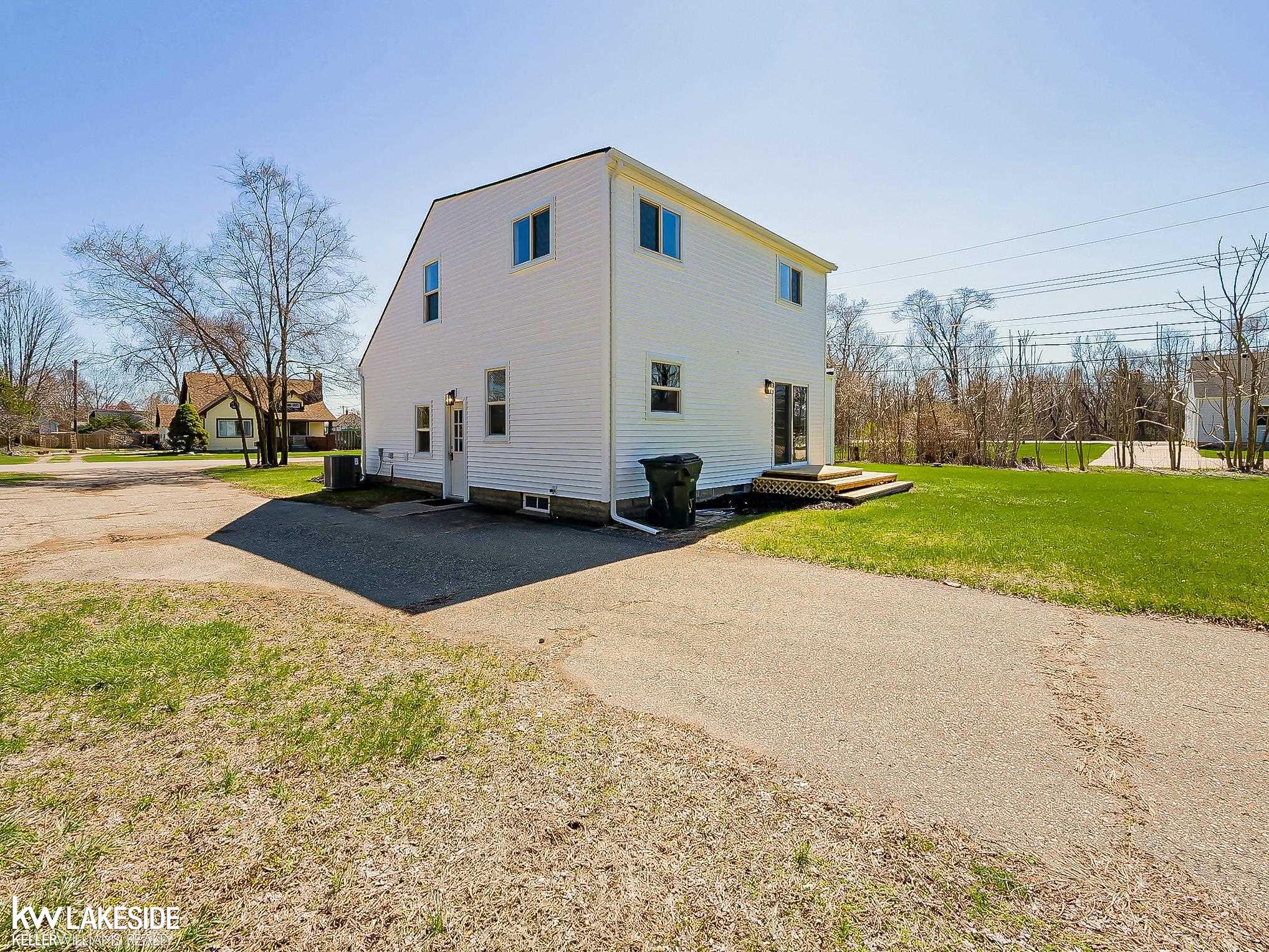 47051 Frederick Road Utica, MI 48317 - Photo 38 of 44 50204801-803f0d92-3161-46da-b572-b6fdaf4faa35.JPG