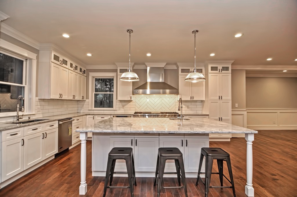 429 Dutton Road Sudbury, MA 01776 - Photo 4 of 30