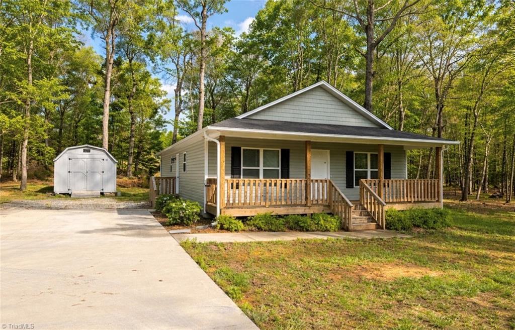 831 Briggs Road Lexington, NC 27292 - Photo 1 of 14