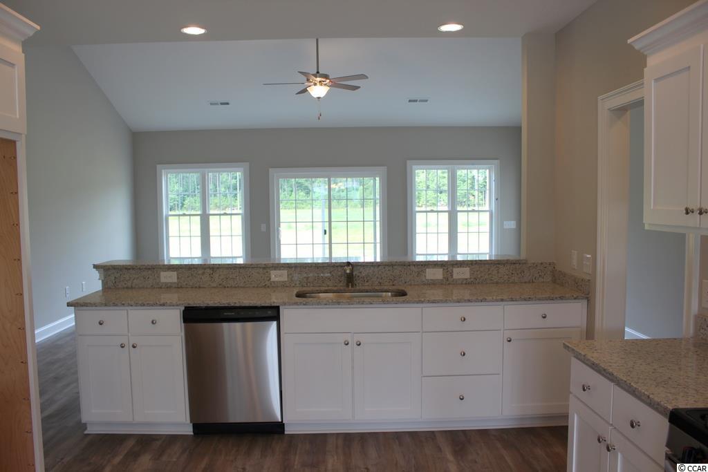 541 Whiddy Loop Conway, SC 29526 - Photo 7 of 32 Gallery Image 7