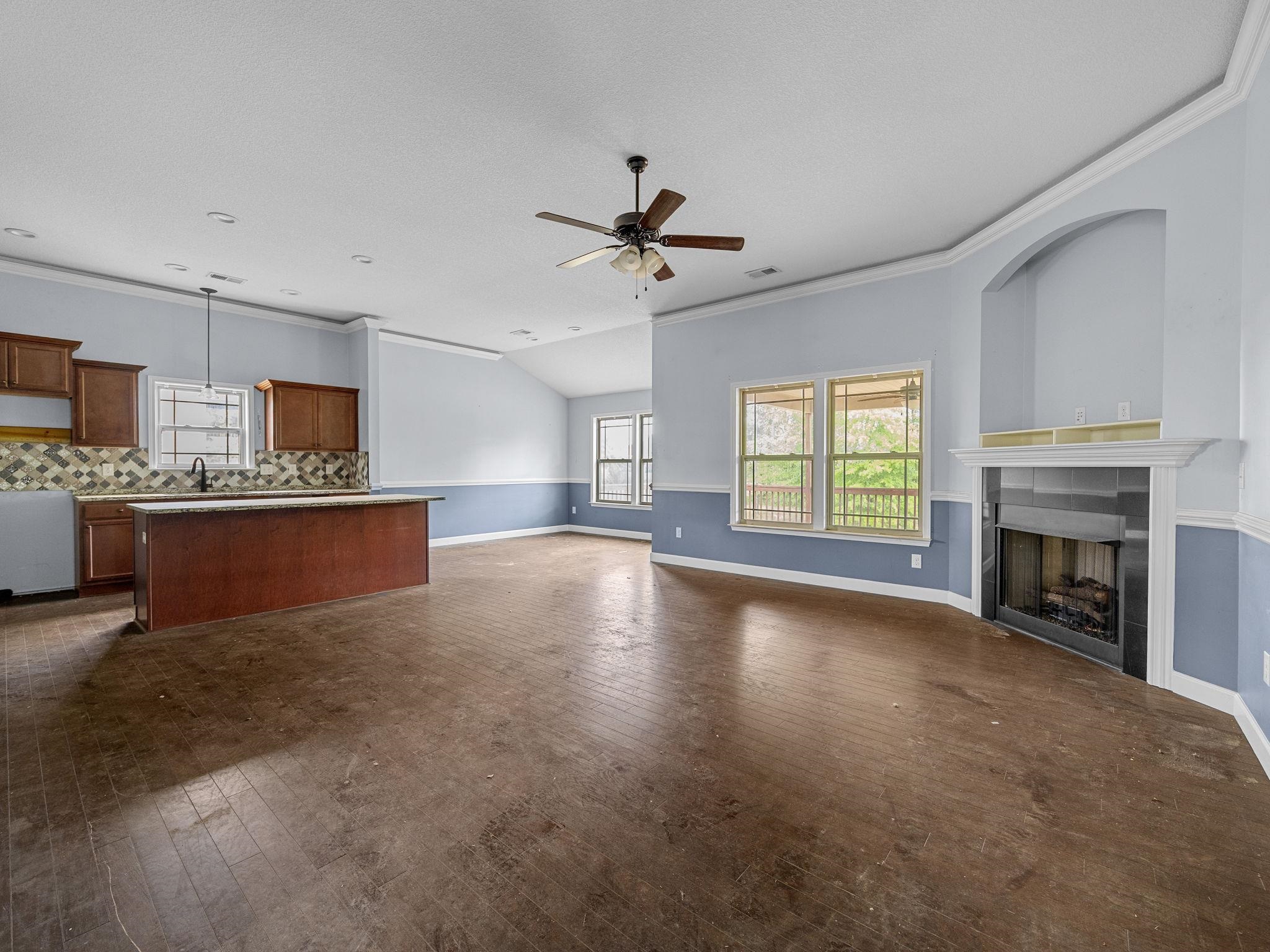 423 Camden Lee Court Inman, SC 29349 - Photo 5 of 32