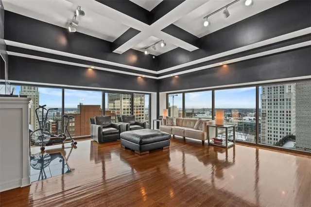 $495,000 | 1101 Walnut Street, Unit 1901, Kansas City, MO 64106