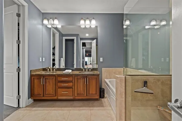 $495,000 | 1101 Walnut Street, Unit 1901, Kansas City, MO 64106