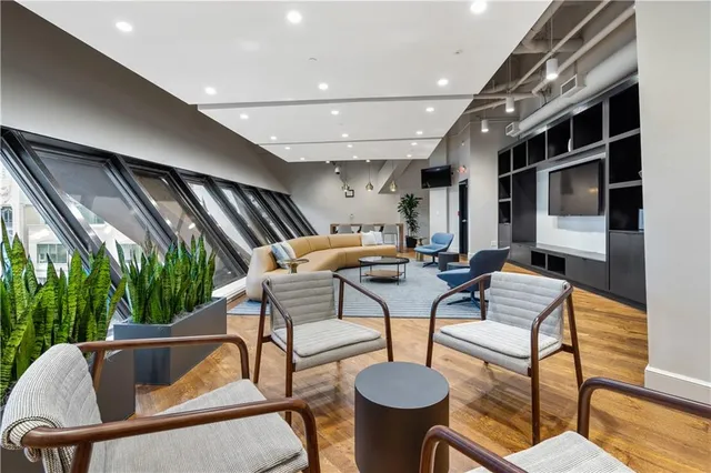 $495,000 | 1101 Walnut Street, Unit 1901, Kansas City, MO 64106