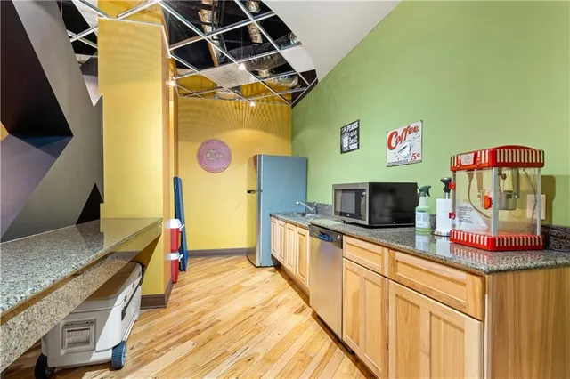 $495,000 | 1101 Walnut Street, Unit 1901, Kansas City, MO 64106