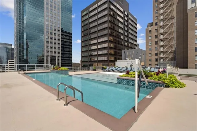 $495,000 | 1101 Walnut Street, Unit 1901, Kansas City, MO 64106