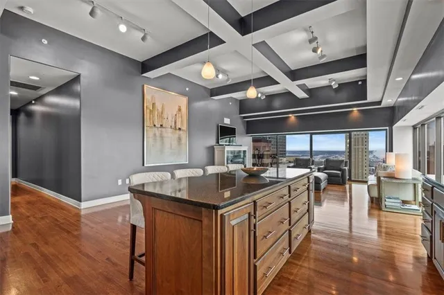 $495,000 | 1101 Walnut Street, Unit 1901, Kansas City, MO 64106