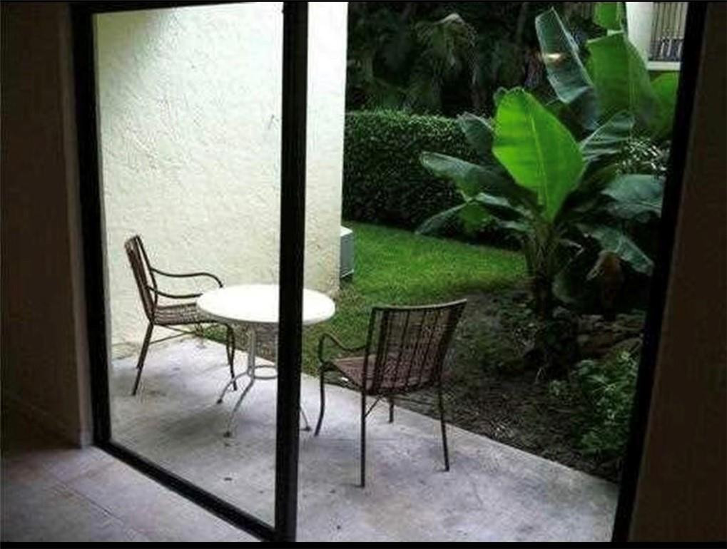 81 Deer Creek Road, Unit J103 Deerfield Beach, FL 33442 - Photo 3 of 8