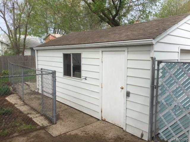 641 Hemphill Road Flint, MI 48507 - Photo 26 of 30
