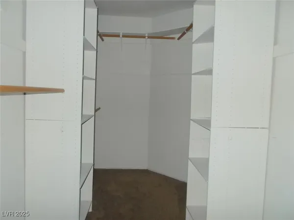 $2,799 | 1506 Champagne Circle, Las Vegas, NV 89119