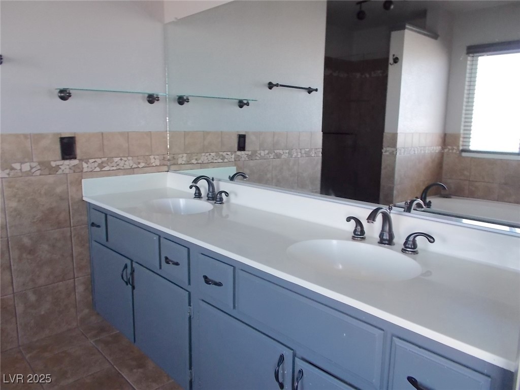 1506 Champagne Circle Las Vegas, NV 89119 - Photo 13 of 32