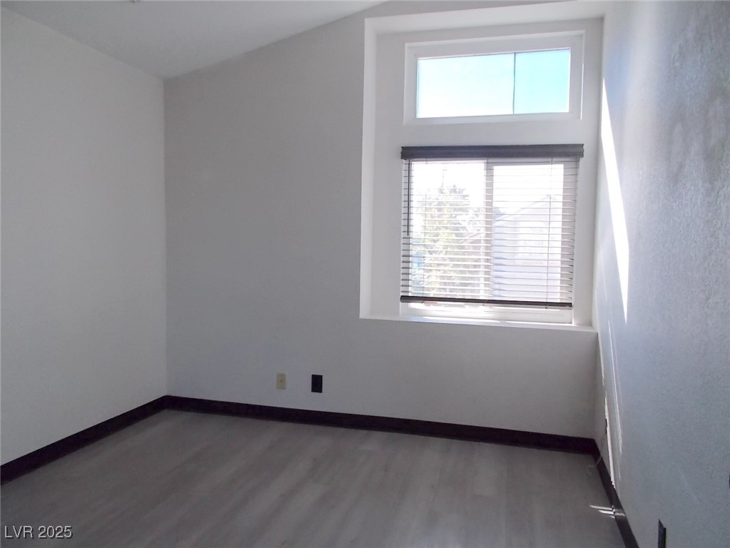 1506 Champagne Circle Las Vegas, NV 89119 - Photo 19 of 32