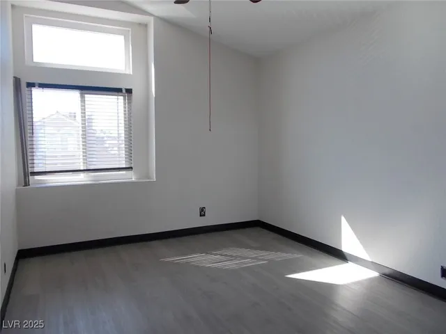 $3,300 | 1506 Champagne Circle, Las Vegas, NV 89119