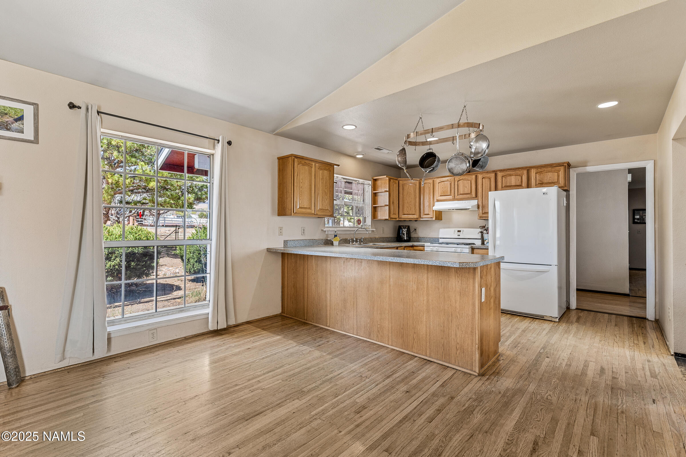 11095 Rodeo Road Flagstaff, AZ 86004 - Photo 14 of 35 11095 N Rodeo Dr.-20