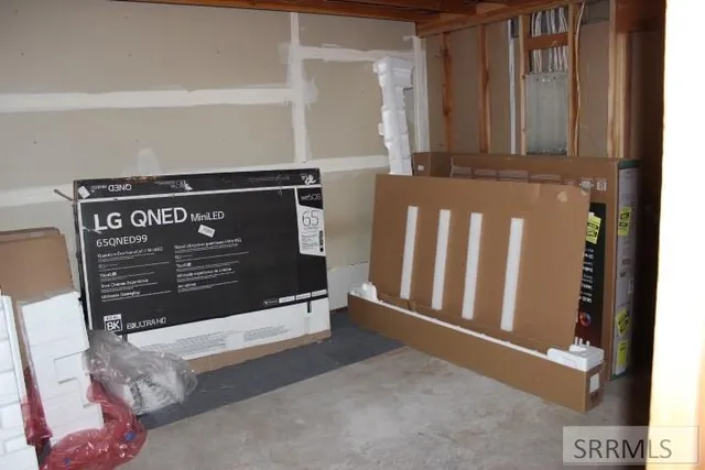 $299,000 | 2625 Ammon Road, Ammon, ID 83406