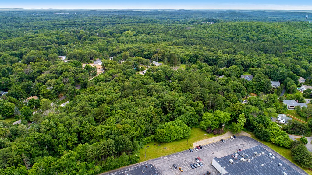 76 Piper Road Acton, MA 01720 - Photo 3 of 5 Gallery Image 3