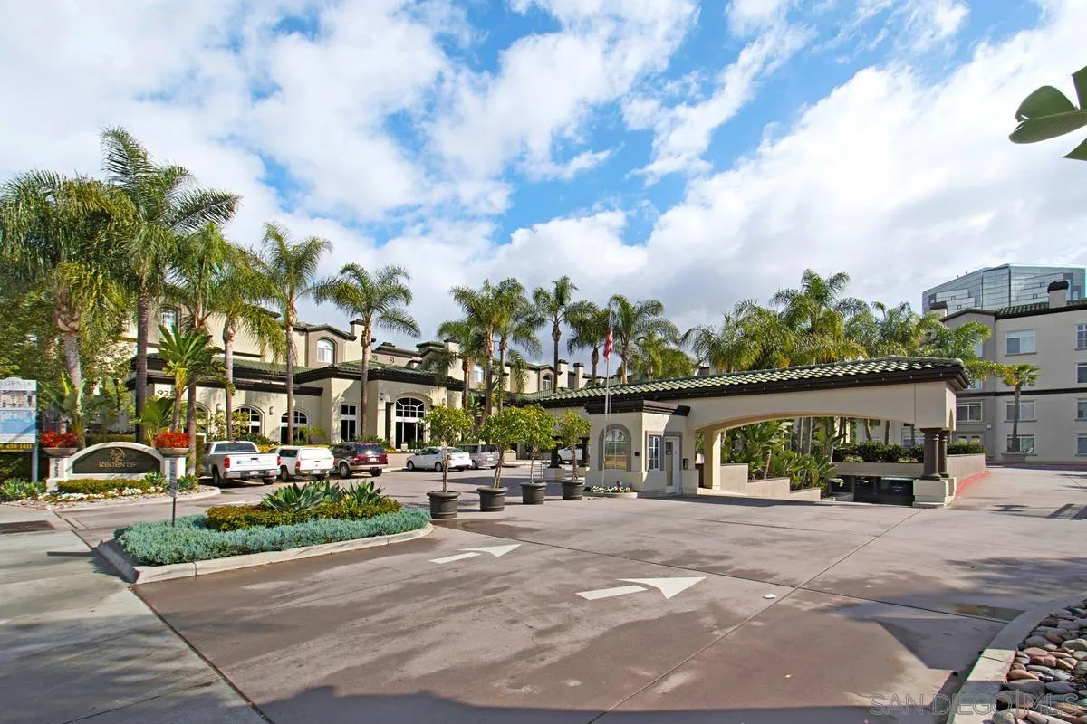 9263 Regents Road, Unit B108 La Jolla, CA 92037 - Photo 48 of 48