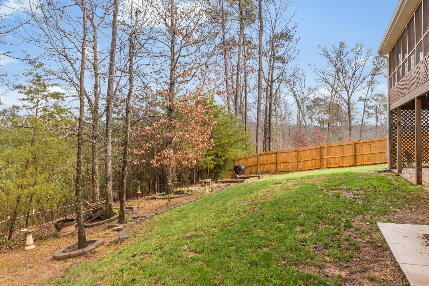 6459 Rim Crest Lane Harrison, TN 37341 - Photo 22 of 28 6459_Rim_Crest_Ln_011