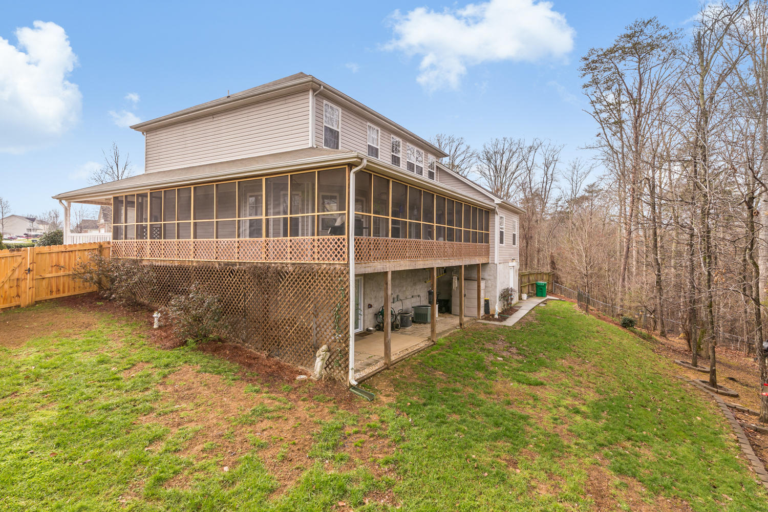 6459 Rim Crest Lane Harrison, TN 37341 - Photo 23 of 28 6459_Rim_Crest_Ln_012
