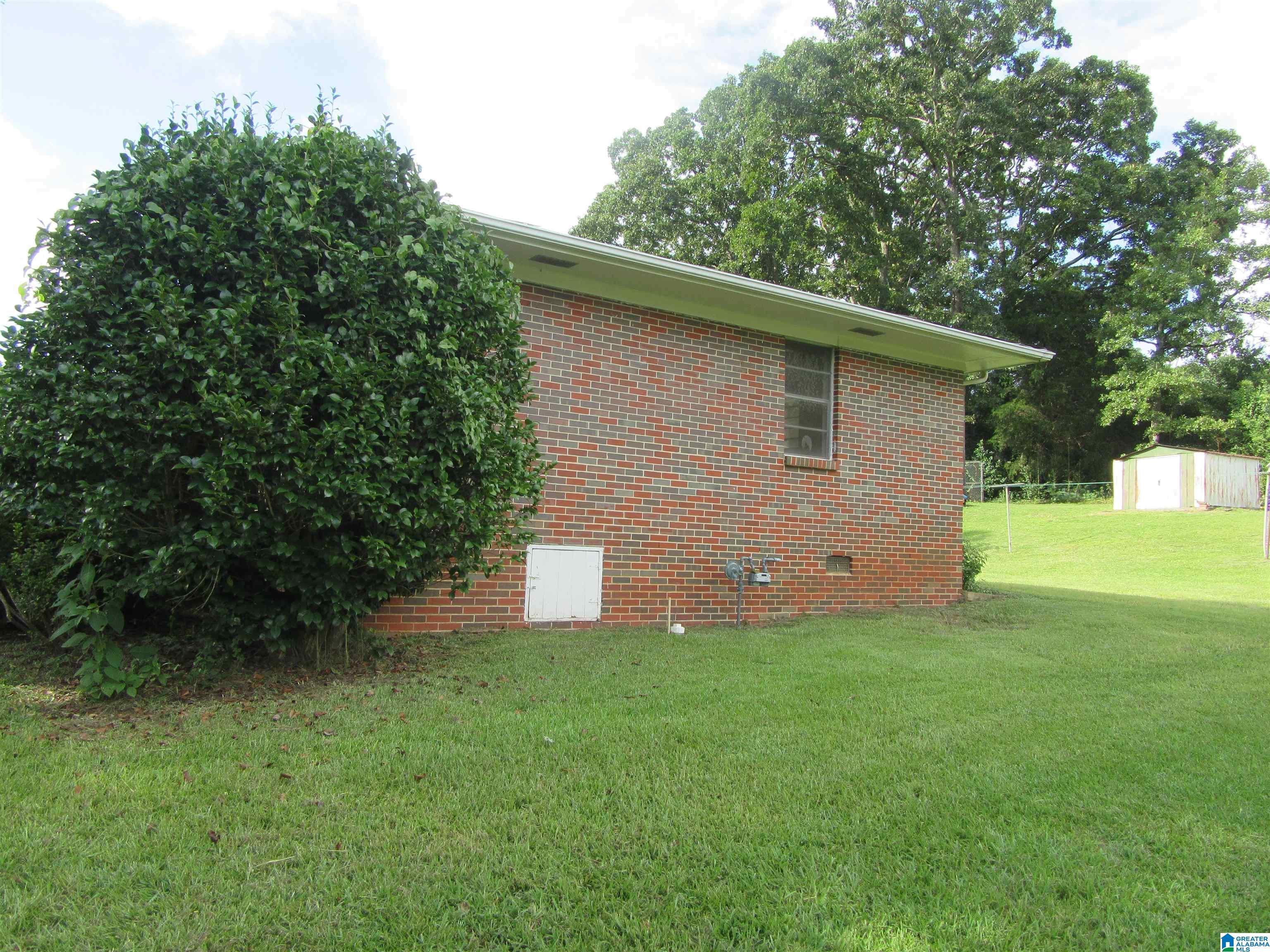 1635 Taylors Mill Road Talladega, AL 35160 - Photo 2 of 23