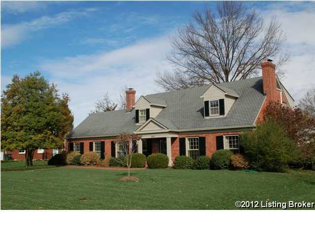 209 Sequoya Road Louisville, KY 40207 - Photo 1 of 36 Primary Photo