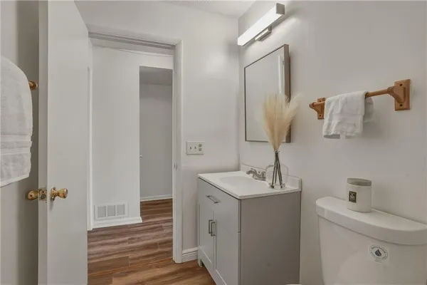 $135,000 | 526 College Park Drive, Coraopolis, PA 15108