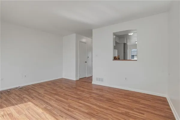 $135,000 | 526 College Park Drive, Coraopolis, PA 15108