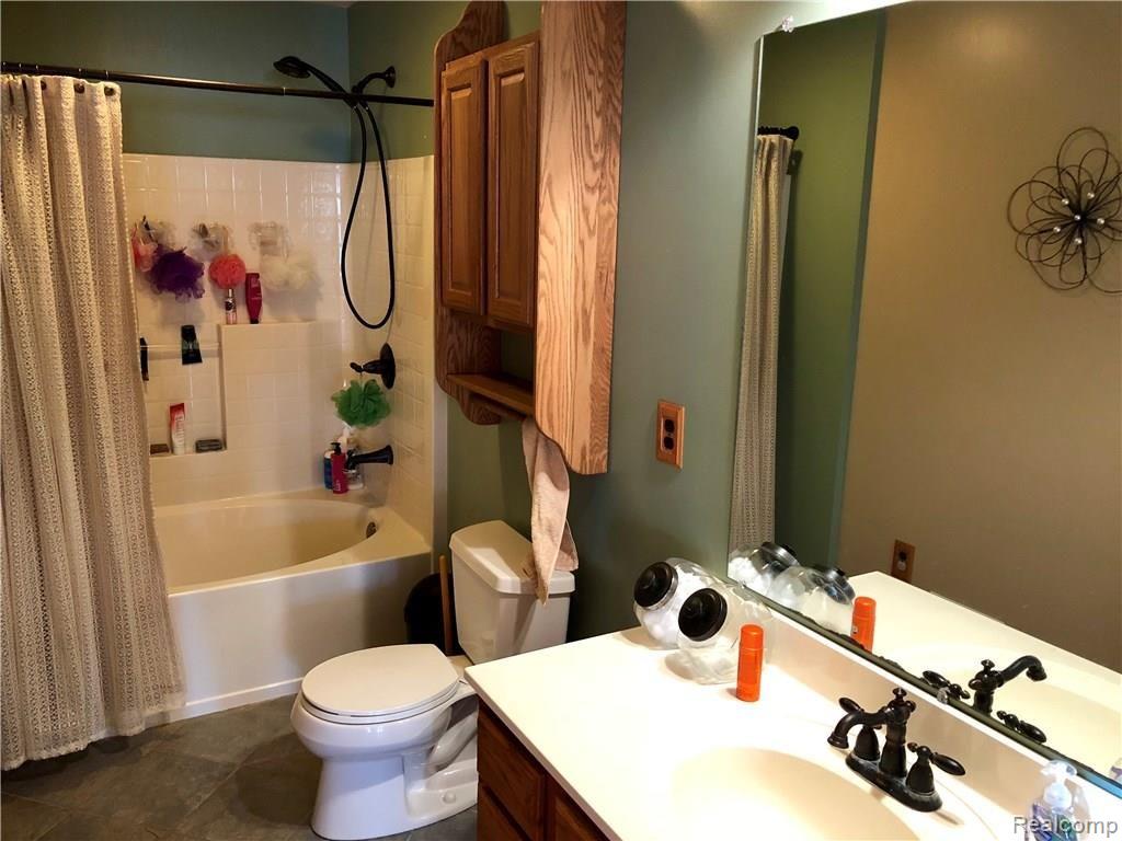 12433 Baldwin Road Gaines, MI 48436 - Photo 21 of 36 IMG_E0904.JPG