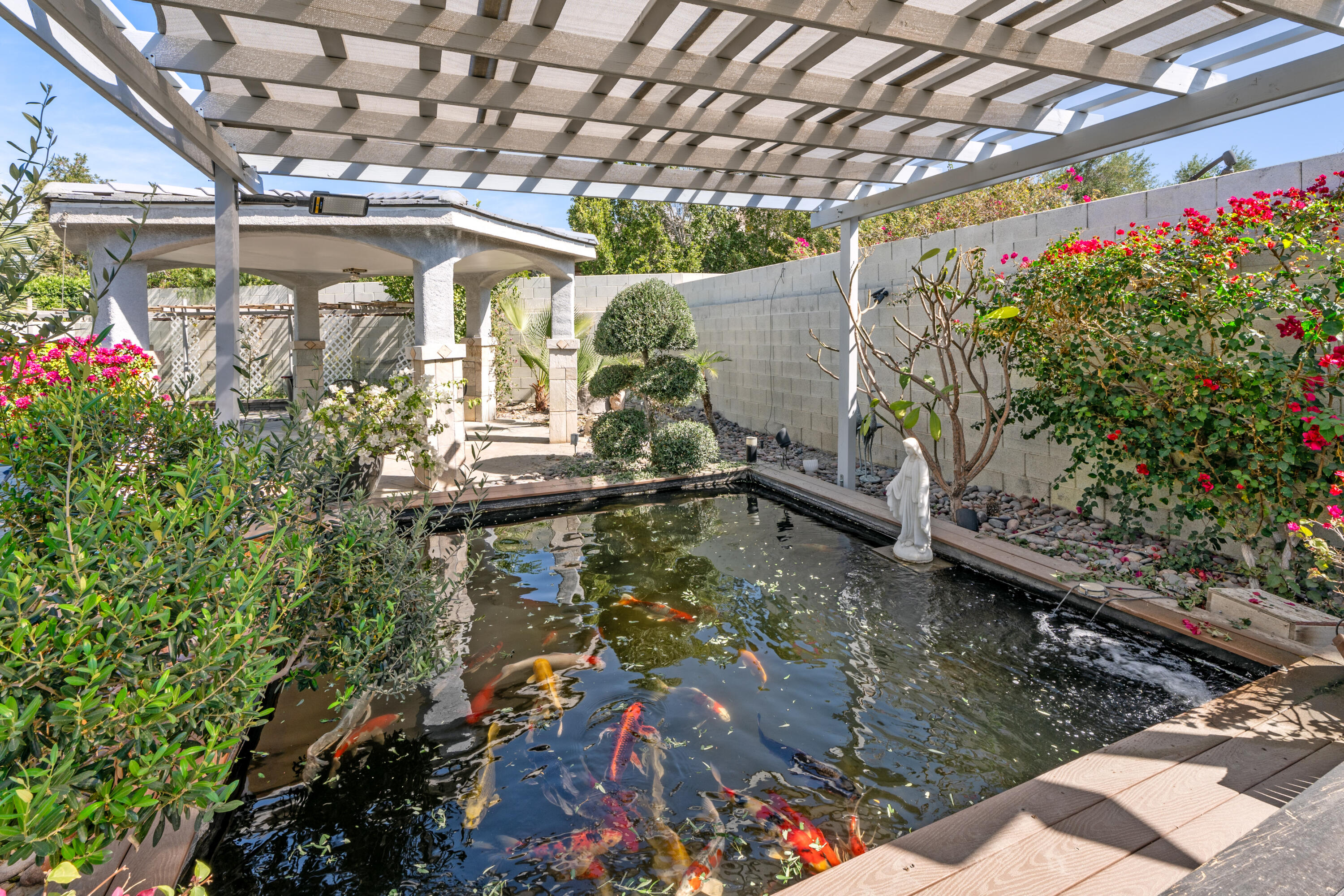 6 Voltaire Court Rancho Mirage, CA 92270 - Photo 47 of 59 32_11717633_178366_178366-EI-136