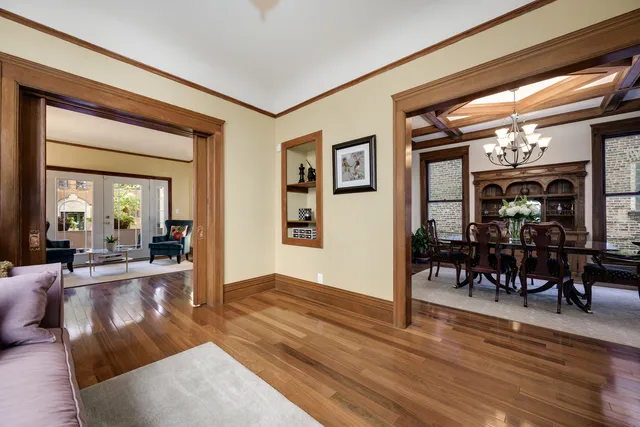 $1,150,000 | 6316 North Magnolia Avenue, Chicago, IL 60660