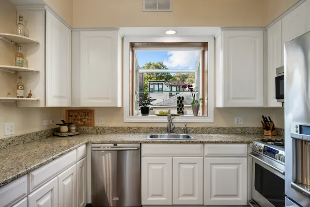 $1,150,000 | 6316 North Magnolia Avenue, Chicago, IL 60660