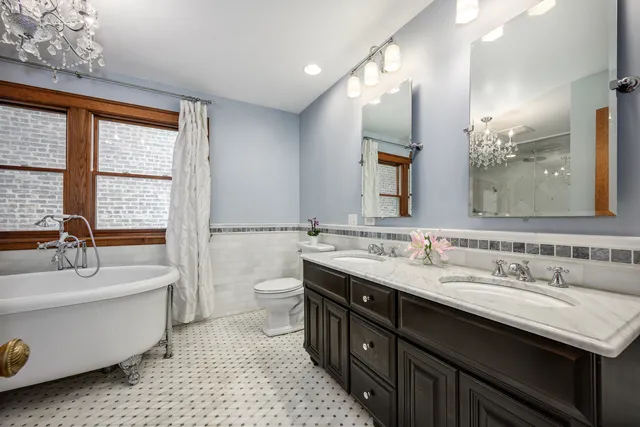 $1,150,000 | 6316 North Magnolia Avenue, Chicago, IL 60660