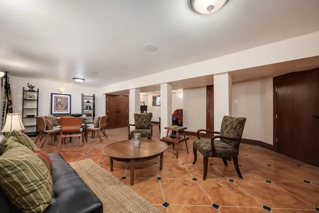 $1,150,000 | 6316 North Magnolia Avenue, Chicago, IL 60660