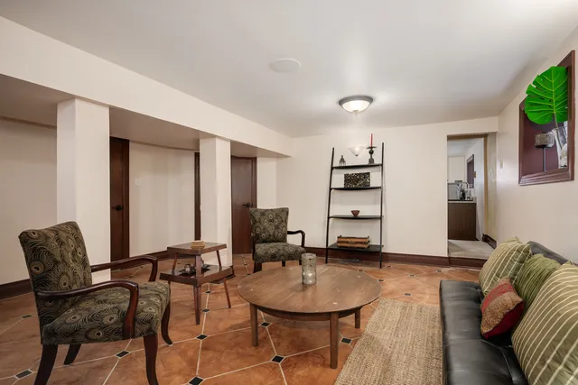 $1,150,000 | 6316 North Magnolia Avenue, Chicago, IL 60660