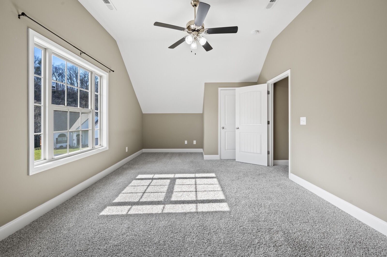 1728 Rains Road Clarksville, TN 37042 - Photo 24 of 27 Gallery Image 24