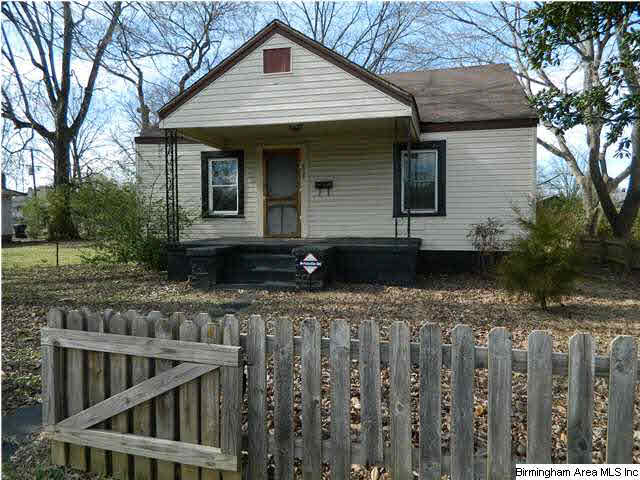 828 Fulton Avenue Birmingham, AL 35217 - Photo 2 of 12
