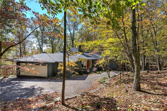 $650,000 | 450 Little Hendricks Mountain Road, Jasper, GA 30143