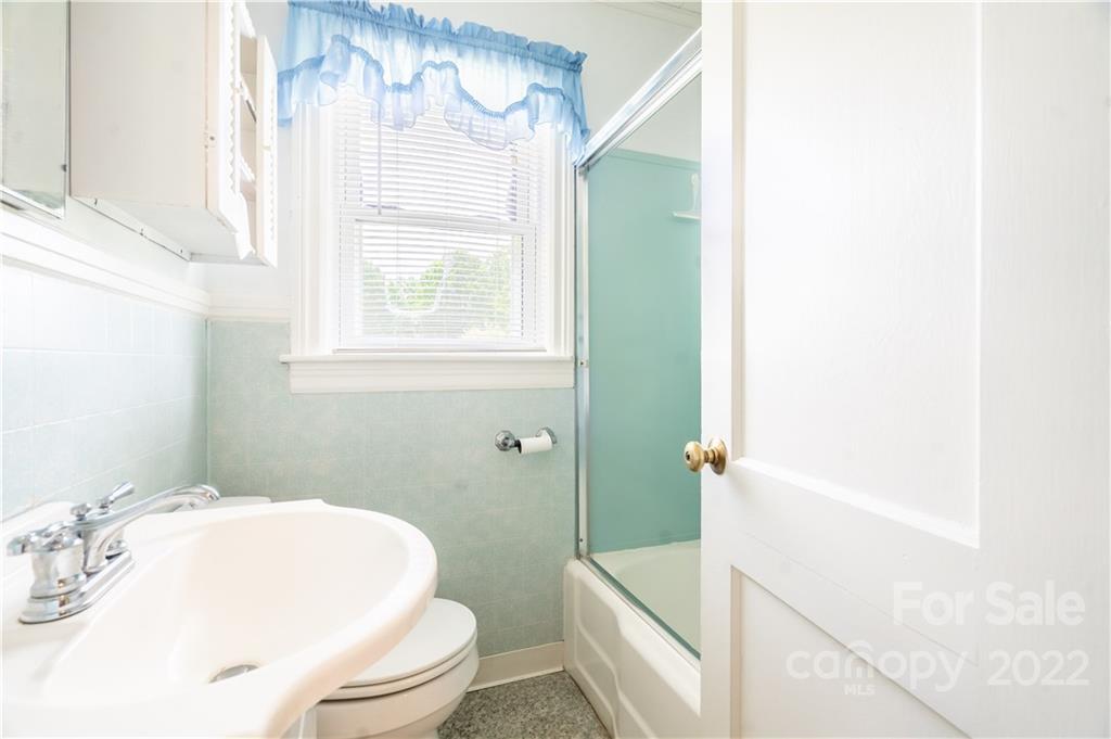 3053 East Maiden Road Maiden, NC 28650 - Photo 12 of 28 Gallery Image 12