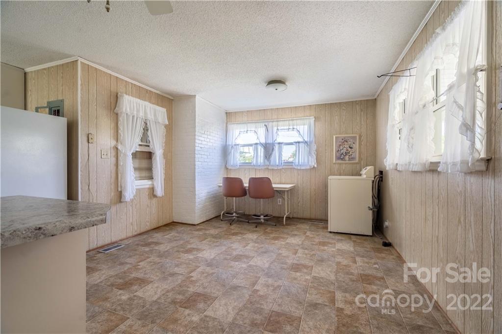 3053 East Maiden Road Maiden, NC 28650 - Photo 3 of 28 Gallery Image 3