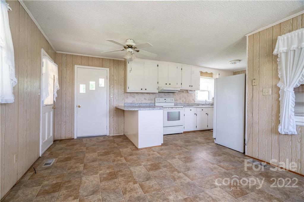 3053 East Maiden Road Maiden, NC 28650 - Photo 6 of 28 Gallery Image 6