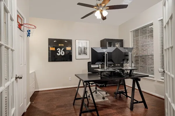 $2,700 | 174 South Winterport Circle, The Woodlands, TX 77382