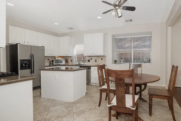 $2,700 | 174 South Winterport Circle, The Woodlands, TX 77382