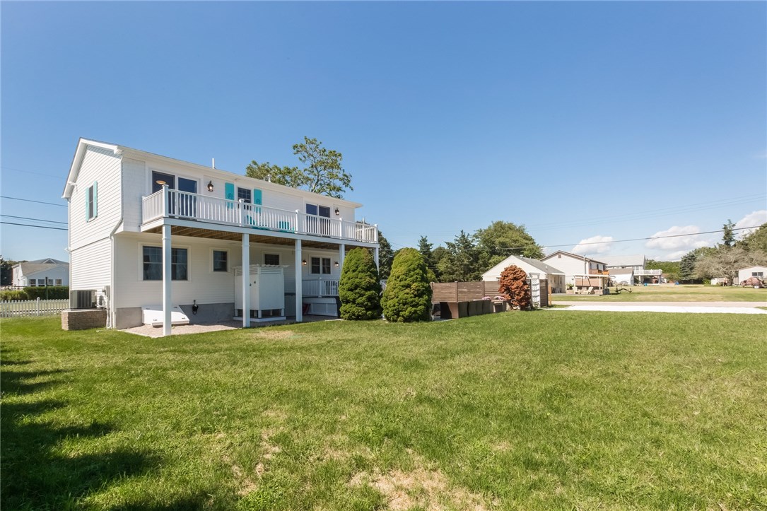 59 Winnapaug Road Westerly, RI 02891 - Photo 8 of 26