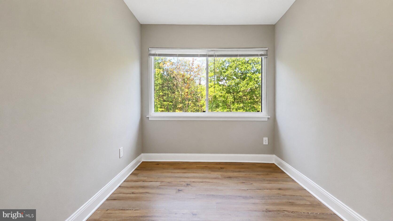 11252 Chestnut Grove Square, Unit 348 Reston, VA 20190 - Photo 12 of 30 Gallery Image 12