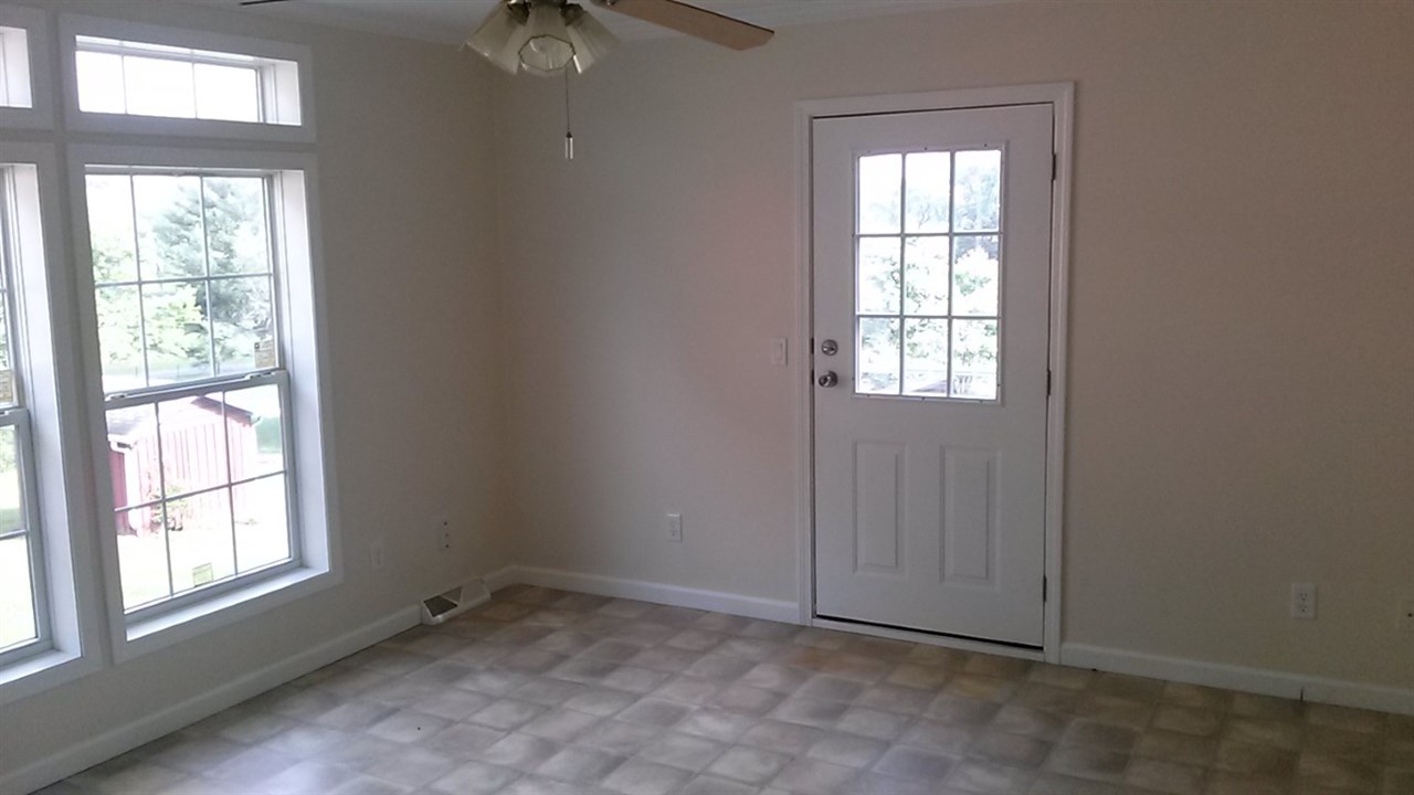 162 Dalhousie Road Waynesboro, VA 22980 - Photo 14 of 28 Gallery Image 14