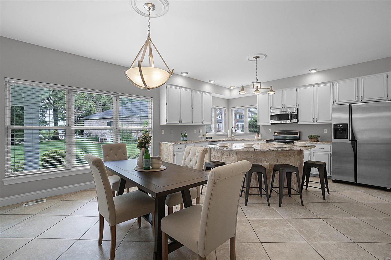 553 Malinmor Drive Weldon Spring, MO 63304 - Photo 7 of 54