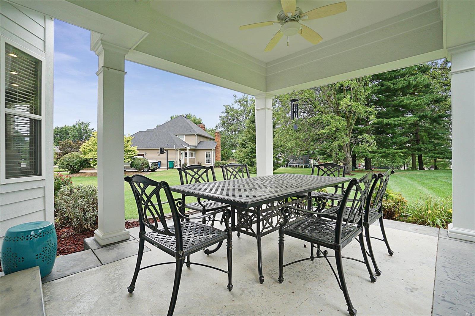 553 Malinmor Drive Weldon Spring, MO 63304 - Photo 8 of 54